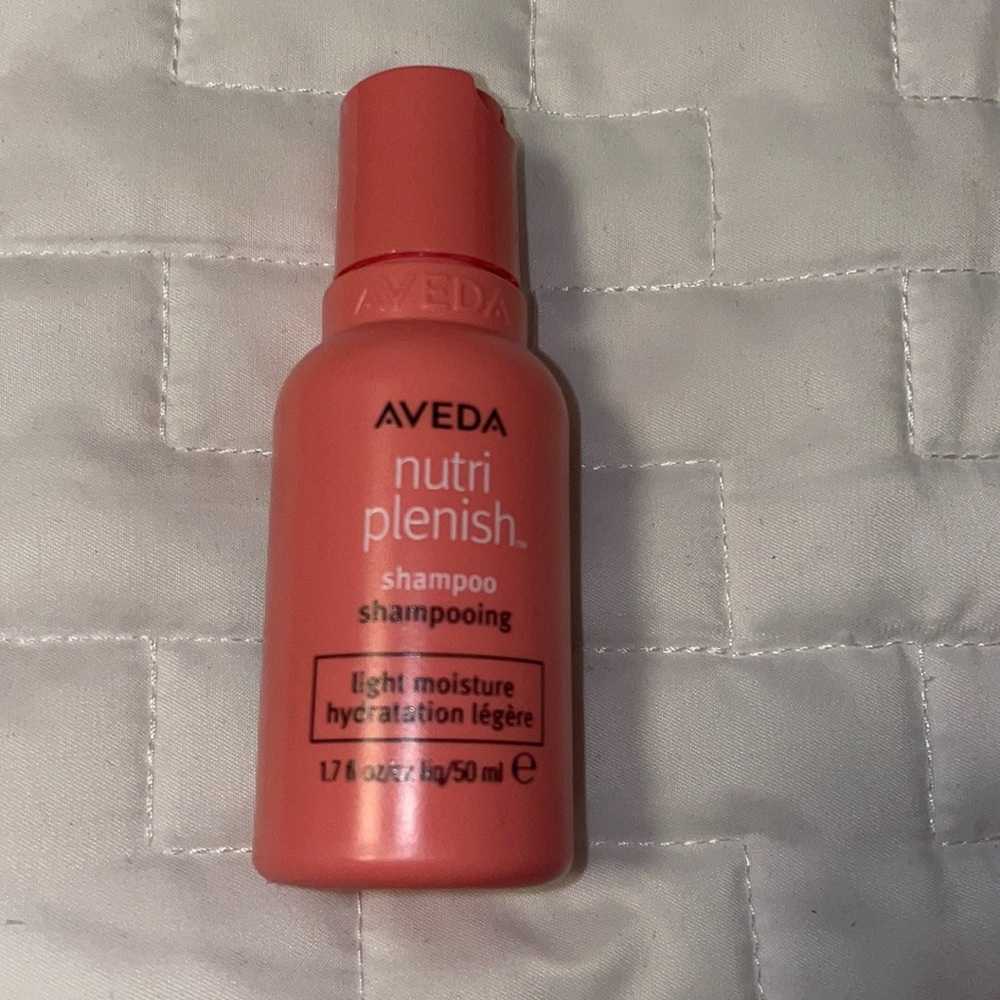 🎀AVEDA: Nutri Plenish light moister hydration Shampooing